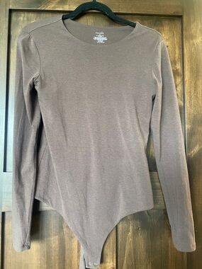 Nuuds size M brown long sleeve bodysuit